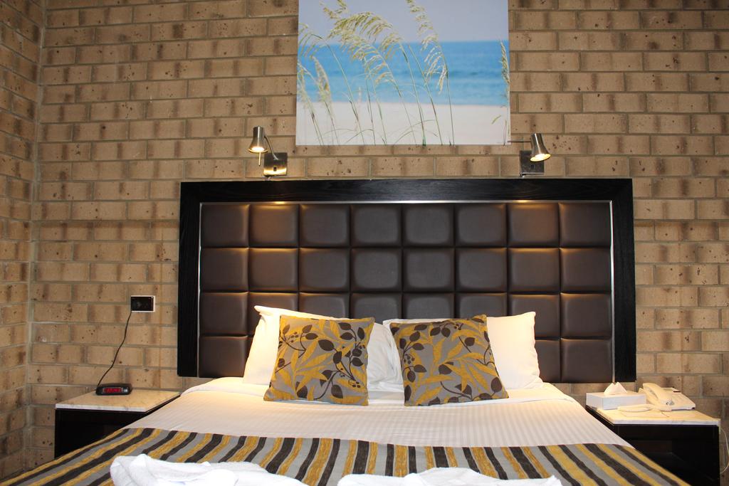 Pooraka SA Accommodation Sunshine Coast