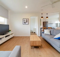 Peaceful 3 Bedroom Apartment in Ascot - Accommodation Sunshine Coast