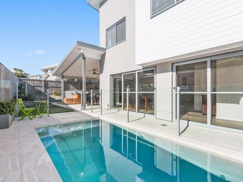 Pebbles At Casuarina Beach - Accommodation Sunshine Coast 0