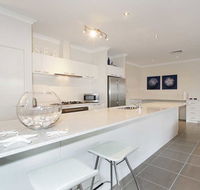 Penguin 4 Bedroom House by Shoalwater Executive Homes - Accommodation Sunshine Coast