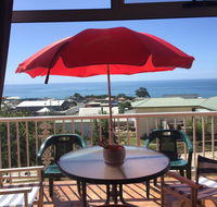 Penguin Seaside Homestay - Accommodation Sunshine Coast