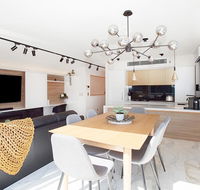 Penthouse Designer Apartment Close to City - Accommodation Sunshine Coast