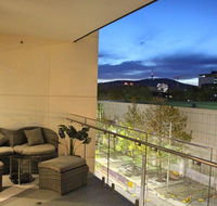 Perfectly Located Modern Apartment - Canberra CBD - Accommodation Sunshine Coast