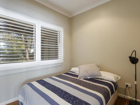 Pet Friendly - Summer Cottage - Accommodation Sunshine Coast 3