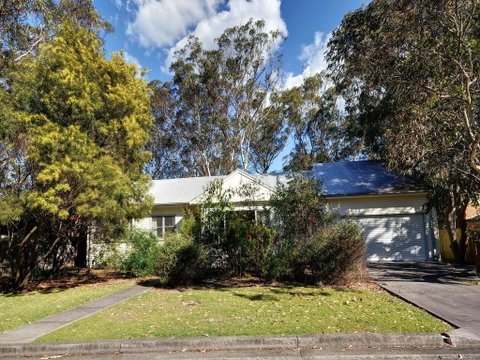 Pet Friendly - Summer Cottage - Accommodation Sunshine Coast 0