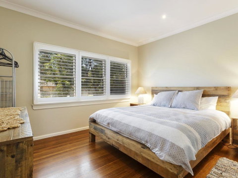 Pet Friendly - Summer Cottage - Accommodation Sunshine Coast 1