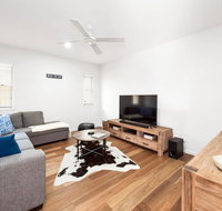 Pet Friendly new house Peregian Breeze Drive Peregian Beach - Accommodation Sunshine Coast