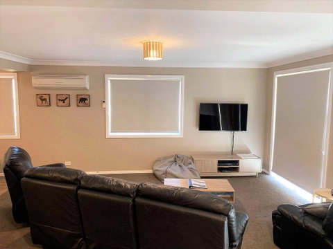 Petersdorf 2 - Jindabyne Townhouse - Accommodation Sunshine Coast 3