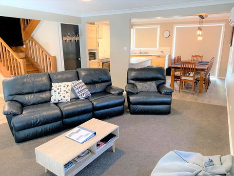 Petersdorf 2 - Jindabyne Townhouse - Accommodation Sunshine Coast 1