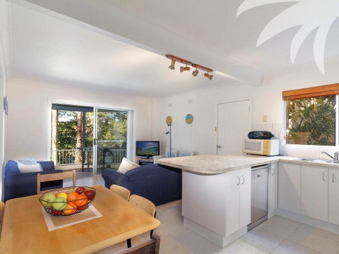 Picture Perfect Lizzie Palms 2 - Accommodation Sunshine Coast 2