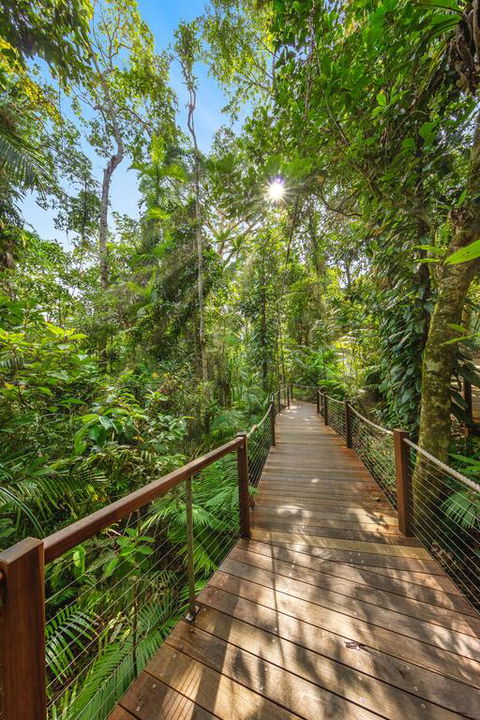 Piermonde Apartments Cairns - Accommodation Sunshine Coast 3