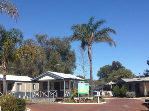 Pinjarra Caravan Park And Cabins - Accommodation Sunshine Coast 0