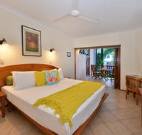 Poolside Studio - Accommodation Sunshine Coast