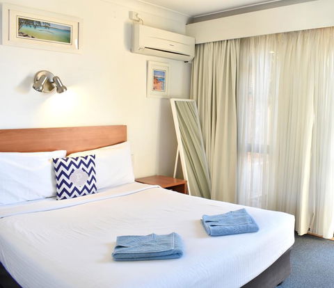 Port O'Call Motel - Accommodation Sunshine Coast 2