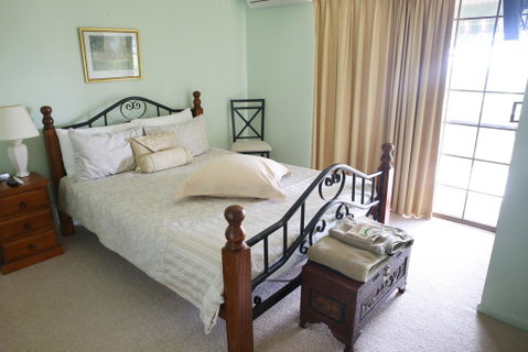 Porters Plainland Lockyer Valley B&B - Accommodation Sunshine Coast 2
