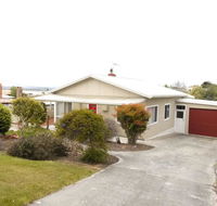 Position on Alexander - Accommodation Sunshine Coast