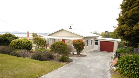 Position On Alexander - Accommodation Sunshine Coast 0