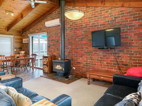 Powlett Place - Accommodation Sunshine Coast 2