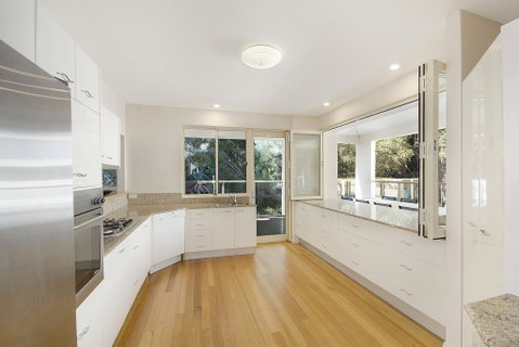 Prestigious House In Little Cove - 4 Baywoods - Accommodation Sunshine Coast 3