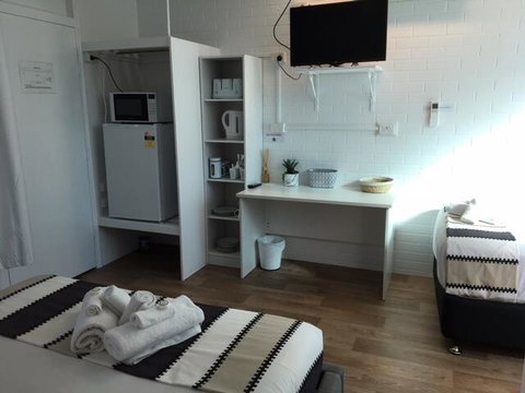Proserpine Motel - Accommodation Sunshine Coast 1