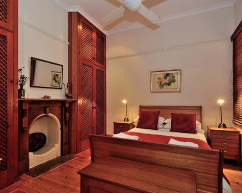 Pure Gold - Heritage 2 Bedroom Terraced Cottage - Accommodation Sunshine Coast 2
