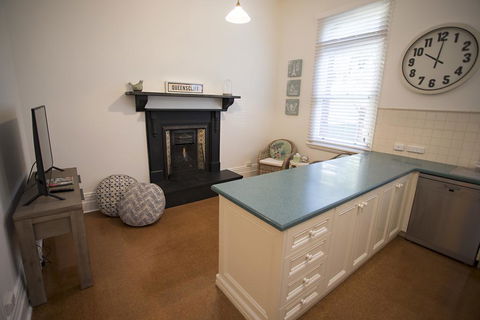 QPO QUEENSCLIFF - Accommodation Sunshine Coast 2