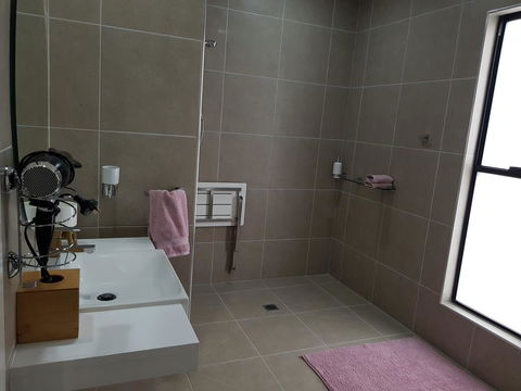 Quaffers On Storm King - Accommodation Sunshine Coast 0