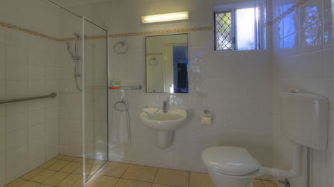 Queens Beach Tourist Village - Accommodation Sunshine Coast 3