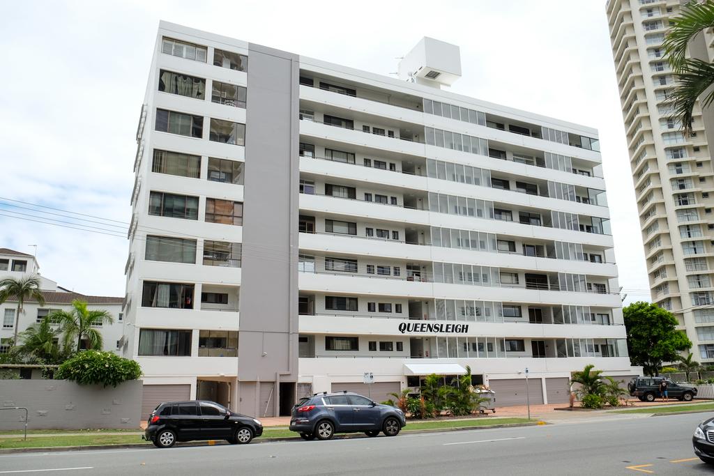 Broadbeach QLD Accommodation Sunshine Coast