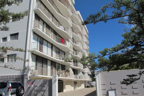 Queensleigh Holiday Apartments - Accommodation Sunshine Coast 1