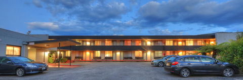 Queenstown Motor Lodge - Accommodation Sunshine Coast 0