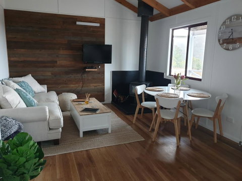 R & R On The Ravine - Accommodation Sunshine Coast 1