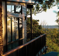 Rainforest Gardens - Luxury Hillside Chalets with Views to Bay  Islands - Accommodation Sunshine Coast