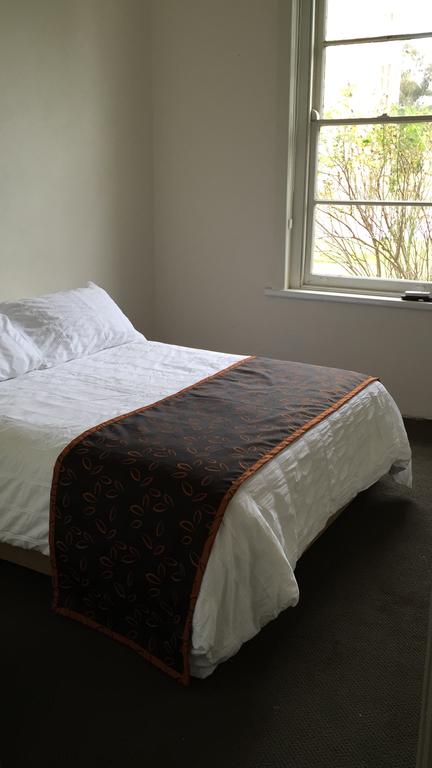 Rand Hotel - Accommodation Sunshine Coast 2