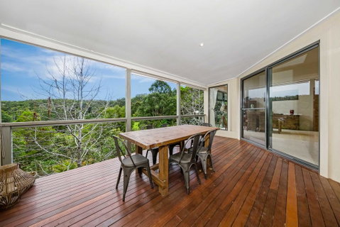Ravensbourne Escape - Silverwood Lodge - Accommodation Sunshine Coast 0