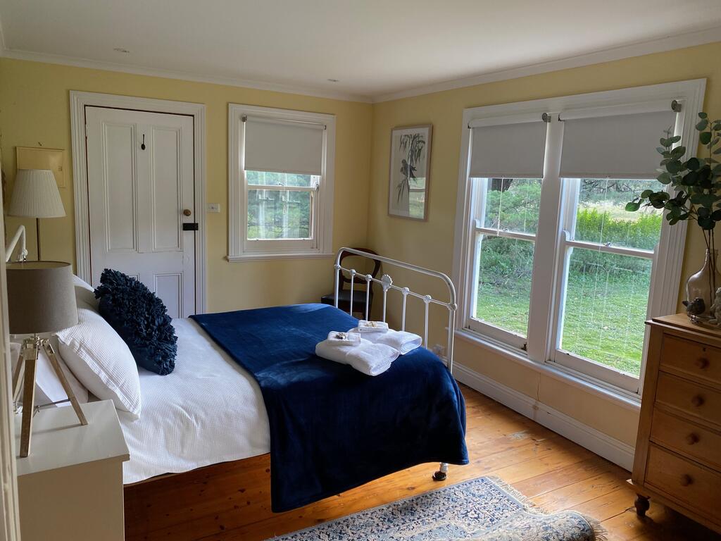 Ravenswood VIC Accommodation Sunshine Coast