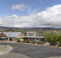 Razorback 6 - Razorback Plaza Jindabyne - Accommodation Sunshine Coast