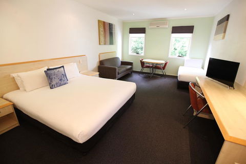 Red Bridge Motor Inn - Accommodation Sunshine Coast 0