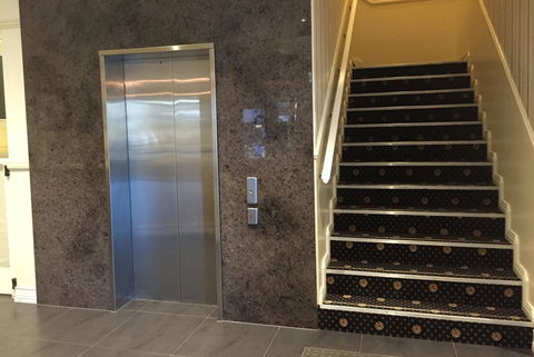 Redearth Boutique Hotel - Accommodation Sunshine Coast 2