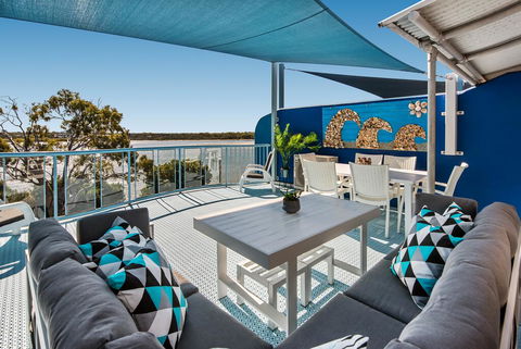 Reflections Holiday Apartments - Accommodation Sunshine Coast 3