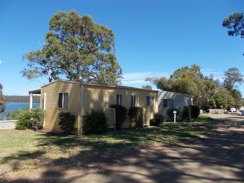 Regatta Point Holiday Park - Accommodation Sunshine Coast 2