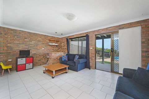 Relax At Lighthouse 4 Lighthouse Road - Accommodation Sunshine Coast 3