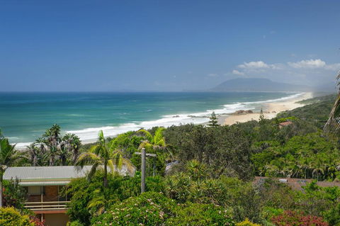 Relax At Lighthouse 4 Lighthouse Road - Accommodation Sunshine Coast 1