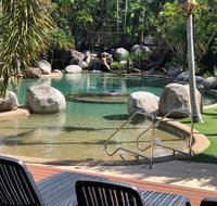 Relax at Reef Resort - Accommodation Sunshine Coast