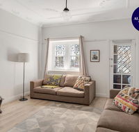 Renovated Brighton Beach Stay Home - Accommodation Sunshine Coast