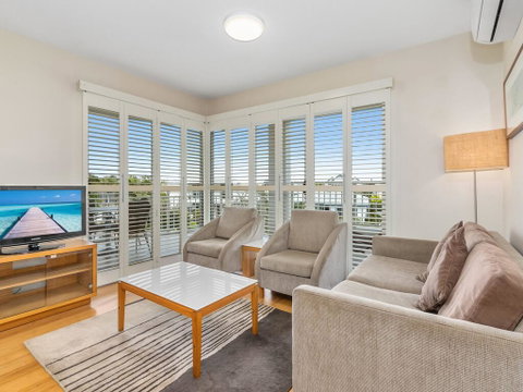 RESORT ON THE BEACH 7225 Dual Room - Accommodation Sunshine Coast 3