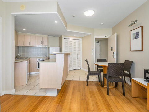 RESORT ON THE BEACH 7225 Dual Room - Accommodation Sunshine Coast 1