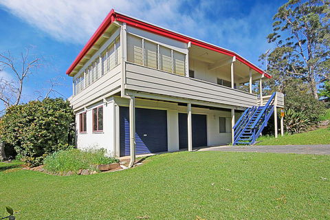 REST ASHORE At MOLLYMOOK - Accommodation Sunshine Coast 2