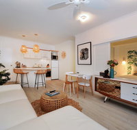 Retro Port Douglas Apartments - Accommodation Sunshine Coast