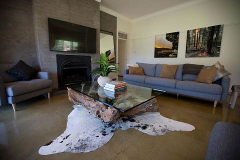 Ridge Line Riders Luxury Retreat - Accommodation Sunshine Coast 2